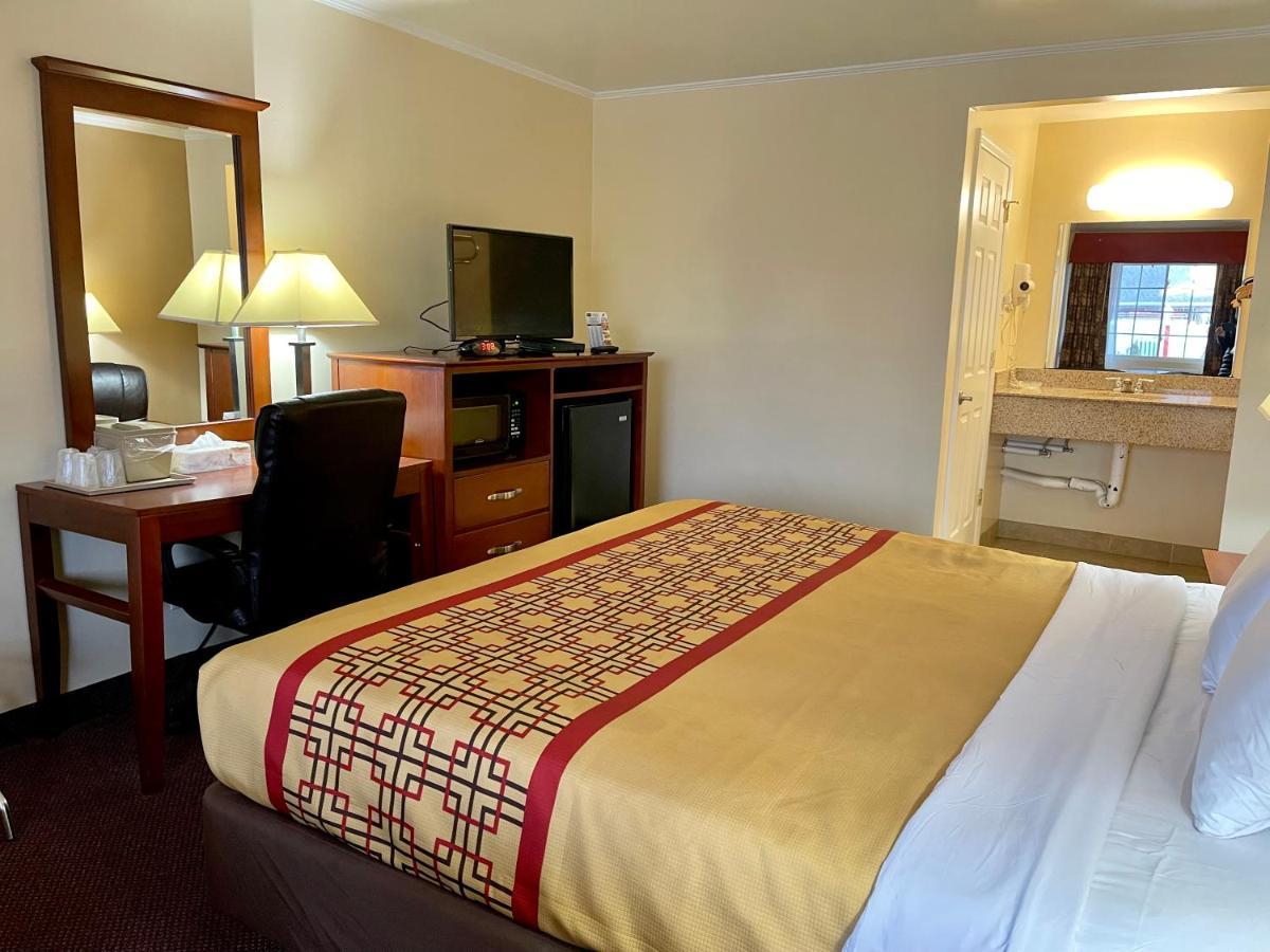 Passport Inn Somers Point - Somers Point Dış mekan fotoğraf